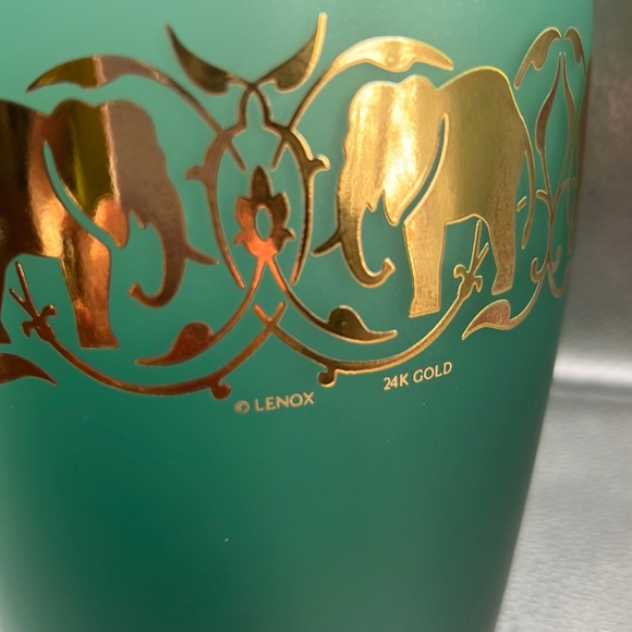Lennox 11 inch frosted Emerald green vase.